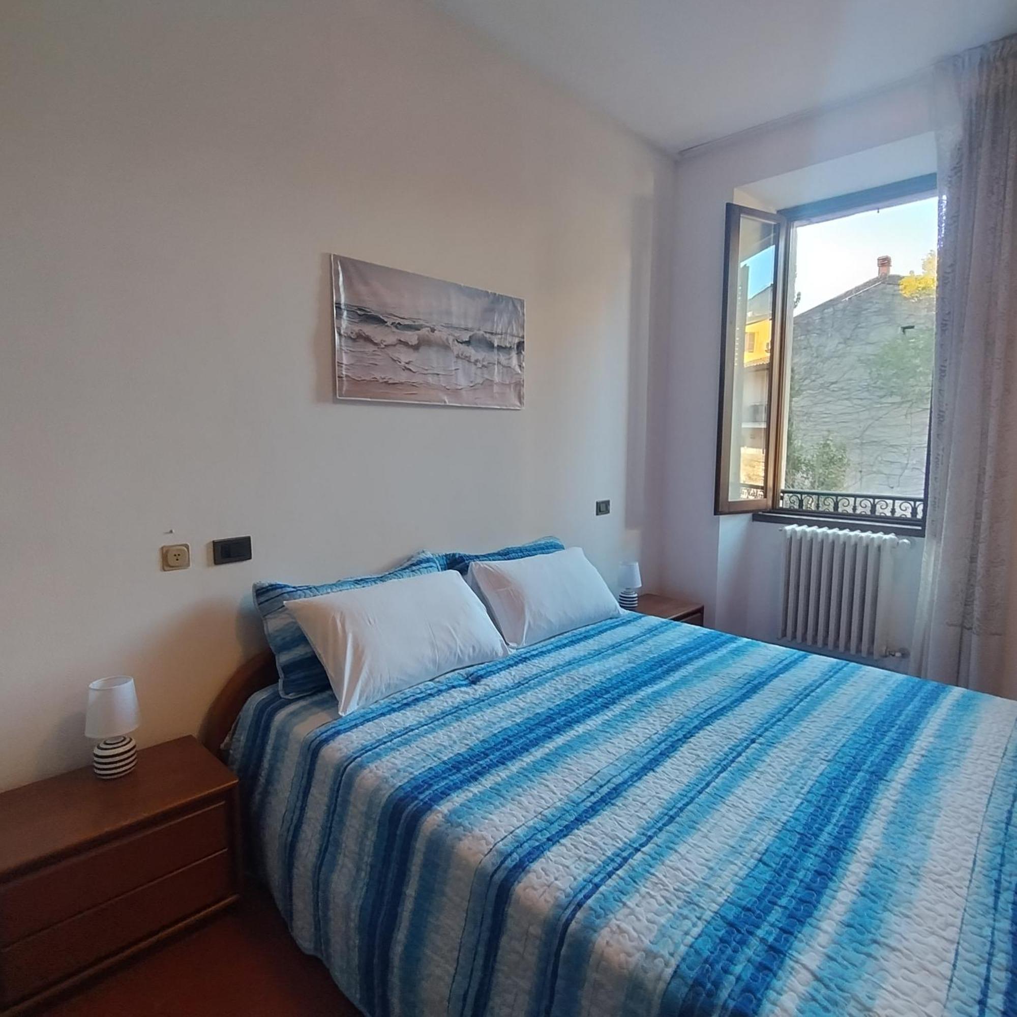 Appartamento Casa Preziosa - Salò Esterno foto