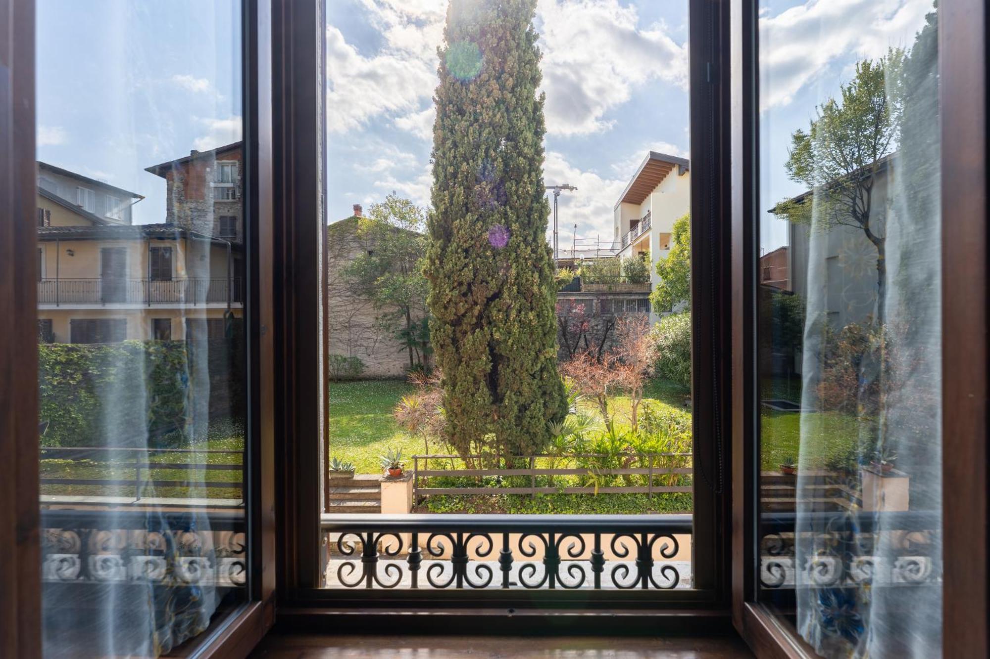 Appartamento Casa Preziosa - Salò Esterno foto